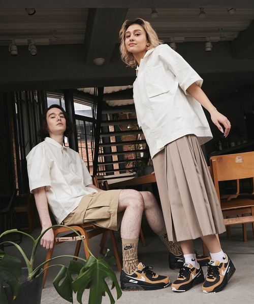 NIKE（ナイキ）の「ナイキ スポーツウェア エア メンズ ウーブン オーバーシャツ トップ / Nike Sportswear Air