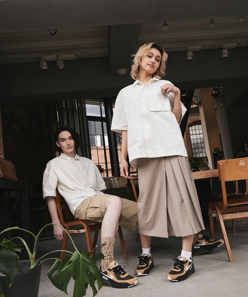 NIKE（ナイキ）の「ナイキ スポーツウェア エア メンズ ウーブン オーバーシャツ トップ / Nike Sportswear Air