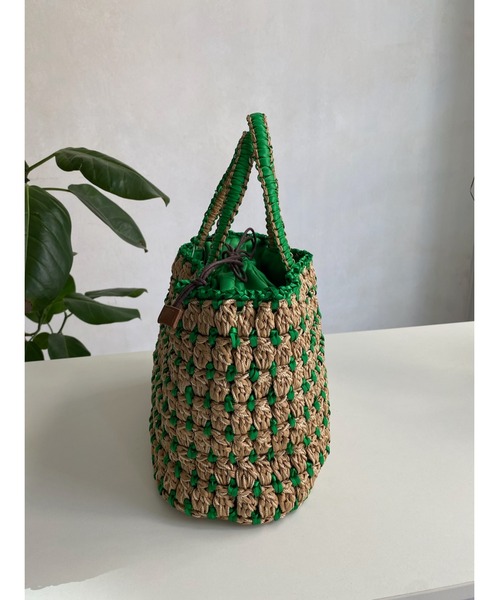 DouDou(ドゥドゥ)の「【WEB限定】サテンリボン編み込みトート(かごバッグ・レディース・ブラック/グリーン・FREE)」の9枚目の写真