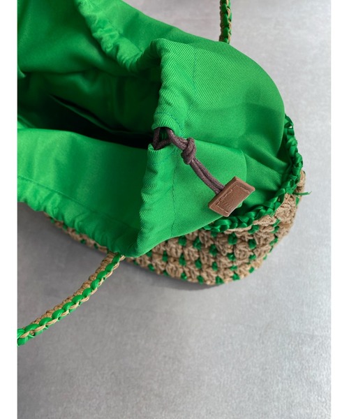 DouDou(ドゥドゥ)の「【WEB限定】サテンリボン編み込みトート(かごバッグ・レディース・ブラック/グリーン・FREE)」の10枚目の写真