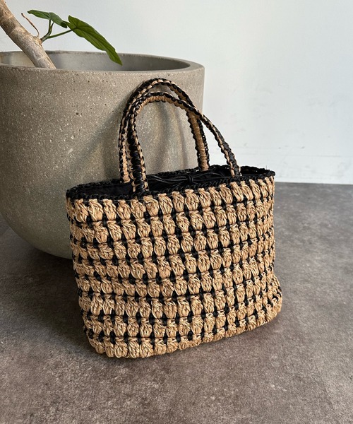 DouDou(ドゥドゥ)の「【WEB限定】サテンリボン編み込みトート(かごバッグ・レディース・ブラック/グリーン・FREE)」の14枚目の写真