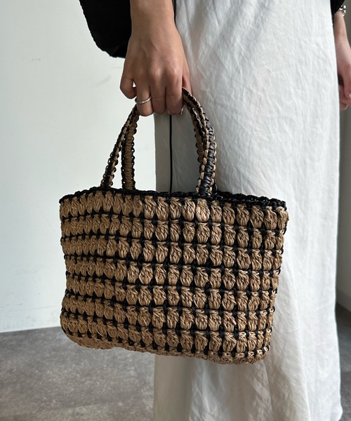 DouDou(ドゥドゥ)の「【WEB限定】サテンリボン編み込みトート(かごバッグ・レディース・ブラック/グリーン・FREE)」の12枚目の写真