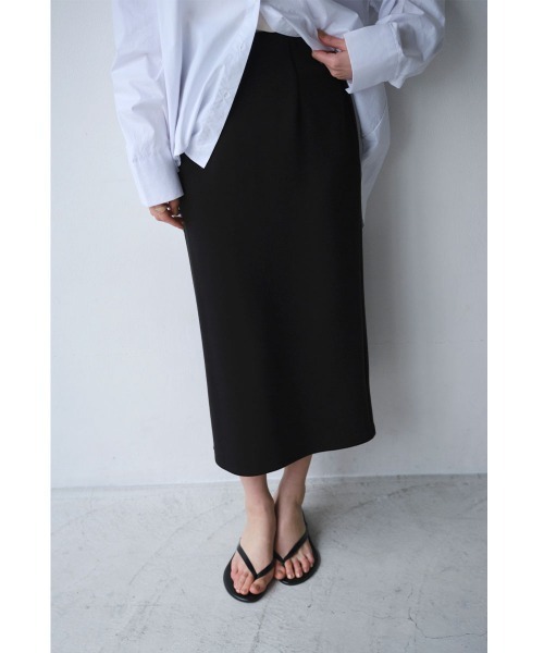 marjour（マージュール）の「STRETCH NARROW SKIRT（スカート・レディース・チャコールグレー/ブラック・M）」の16枚目の写真