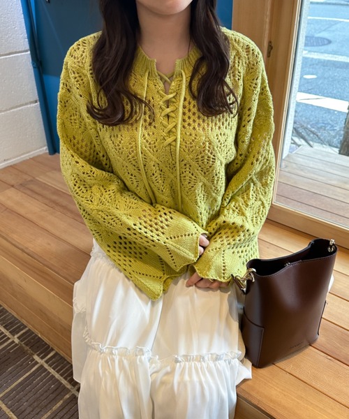 Ambre Ciel(アンブルシエル)の「レースアップ透かしケーブルニット/【WEB/EC限定商品】(ニット/セーター・レディース・ピンク/グリーン/アイボリー・FREE)」の7枚目の写真