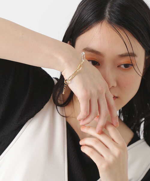 N.（N. Natural Beauty Basic）（エヌエヌナチュラルビューティーベーシック）の「ヘンケイチェーンブレスレット（ブレスレット・レディース・シルバー系その他・FREE）」の2枚目の写真