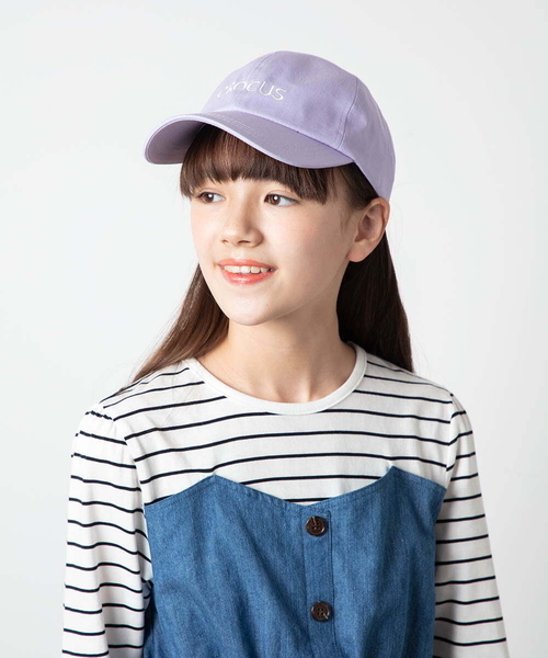 a.v.v（アーヴェヴェ）の「[KIDS]ロゴキャップ（キャップ・キッズ・アイボリー/ライトパープル/ブラック・ONESIZE）」の3枚目の写真