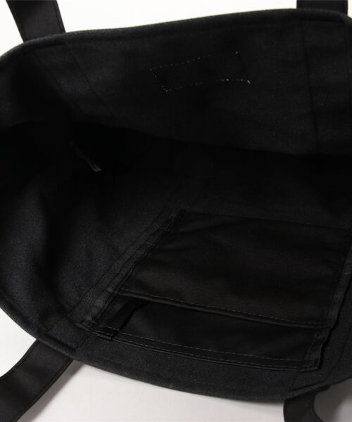 Arnold Palmer(アーノルドパーマー)の「撥水 コンビ トートバッグ(トートバッグ・レディース・ブラック/ネイビー/カーキ・F)」の6枚目の写真