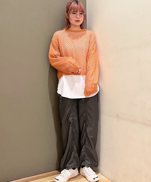 Green　Parks（グリーンパークス）の「メッシュ編みニットプルオーバー（ニット/セーター・レディース・オレンジ/ダークグレー/ナチュラル・FREE）」の5枚目の写真
