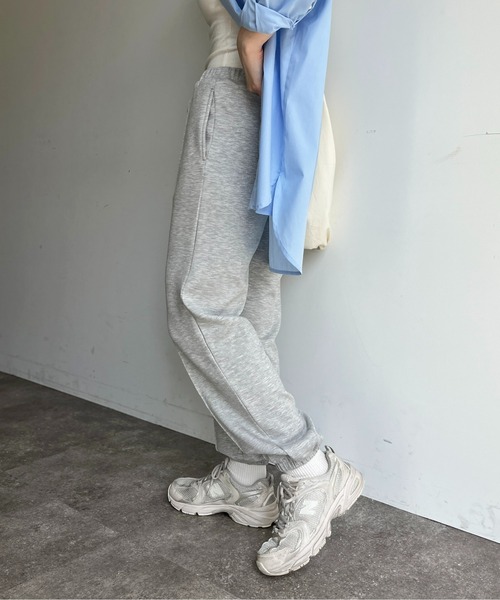 CPCM（シーピーシーエム）の「センターラインストレッチジョガーパンツ（スウェットパンツ・レディース・グレー/アイボリー/ブラック・FREE）」の8枚目の写真