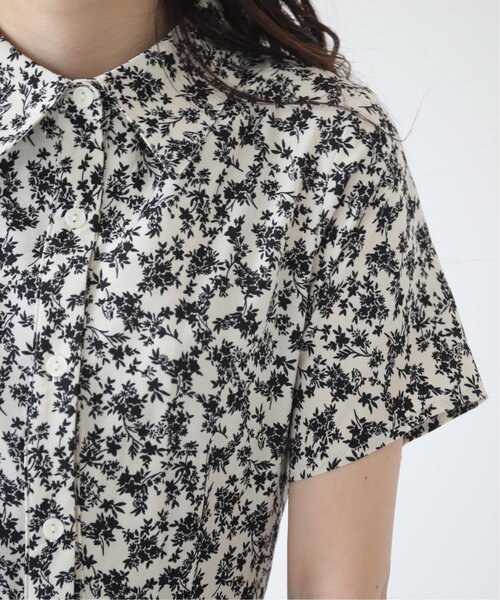 RAY CASSIN（レイカズン）の「フラワーアソートシャツワンピース（シャツワンピース・レディース・ブラック系/ブルー系/オフホワイト・FREE）」の12枚目の写真