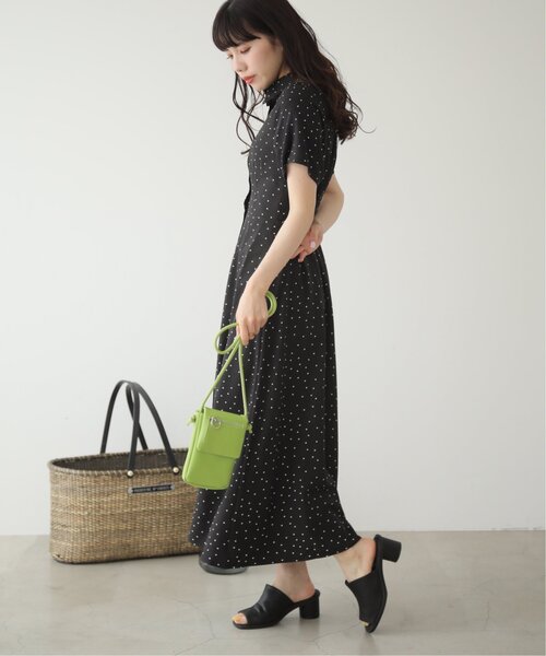 RAY CASSIN（レイカズン）の「フラワーアソートシャツワンピース（シャツワンピース・レディース・ブラック系/ブルー系/オフホワイト・FREE）」の18枚目の写真