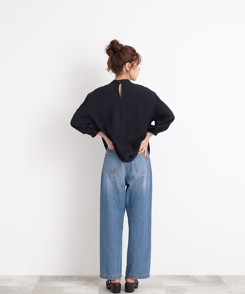 DRESKIP（ドレスキップ）の「◆【着映え＆体型カバー】スタンドネック 袖プリ－ツブラウス（シャツ/ブラウス・レディース・ブラック/ナチュラル/黄緑系・02/03/04）」の20枚目の写真