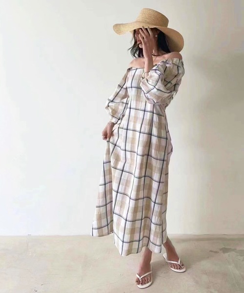 Jewelobe(ジュエローブ)の「ボリュームスリーブチェックロングワンピース(ワンピース・レディース・ネイビー/レッド・FREE)」の10枚目の写真