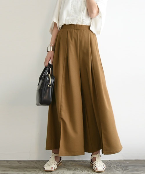 and it_(アンドイット)の「リネンライクスリット入りスカーチョ(その他パンツ・レディース・ライトグリーン/ブラック/キャメル/ベージュ・M/L)」の4枚目の写真