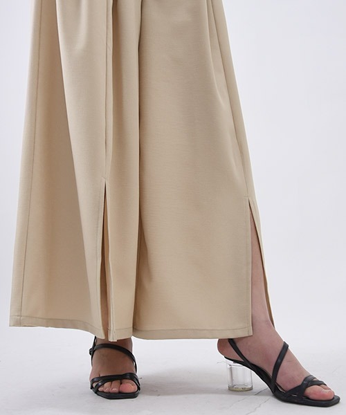 and it_(アンドイット)の「リネンライクスリット入りスカーチョ(その他パンツ・レディース・ライトグリーン/ブラック/キャメル/ベージュ・M/L)」の13枚目の写真