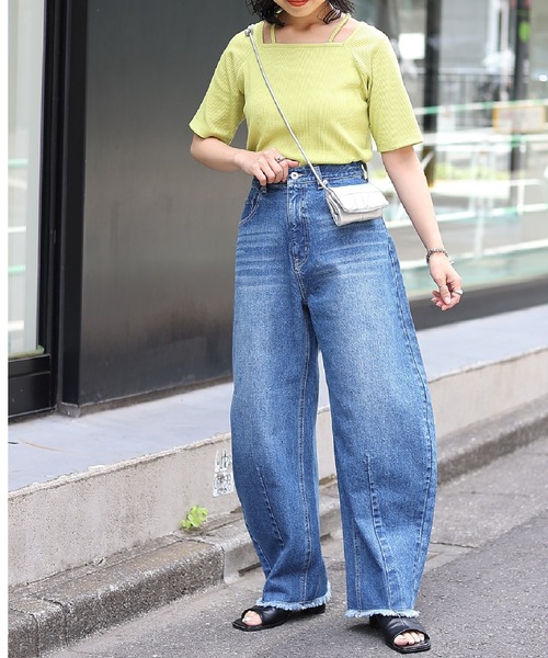 COLONY 2139（コロニートゥーワンスリーナイン）の「レイヤード風スクエアリブトップス（Tシャツ/カットソー・レディース・ライム/ブラック/オフホワイト・FREE）」の21枚目の写真