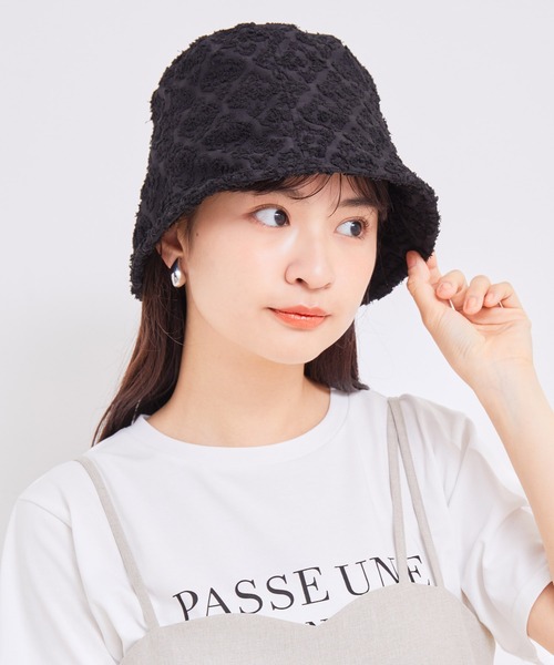 VIS（ビス）の「【抗菌防臭】オールシーズン使えるジャガードバケットハット（ハット・レディース・ブラック/オフホワイト・FREE）」の4枚目の写真