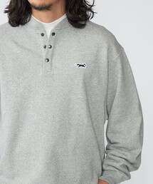 *【SHIPS別注】PENNEYS: FOX ロゴ ワッペン スナップ ヘンリーネック スウェット