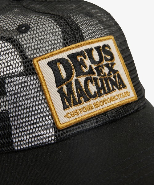 DEUS EX MACHINA(デウスエクスマキナ)の「MILLER TRUCKER(キャップ・メンズ・レッド系その他/ブラック・OS)」の4枚目の写真