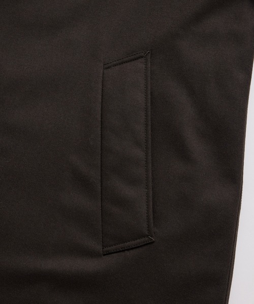 WILD LIFE TAILOR Adam et Rope'（ワイルドテーラーアダムエロペ　）の「【WILD LIFE TAILOR】ウーステッド ドロップショルダー インサレーション ステンカラーコート（ステンカラーコート・メンズ・ダークブラウン/ネイビー/カーキ・M/L）」の9枚目の写真