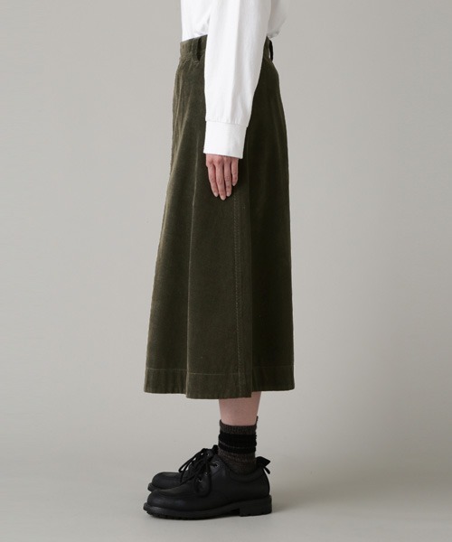 MHL.（エムエイチエル）の「DRY COTTON NEEDLECORD（スカート）」 - WEAR