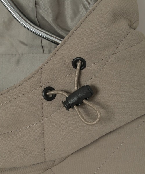 ikka(イッカ)の「sorona(R)コンビ中綿パーカー(ブルゾン・メンズ・ベージュ/ブラック/ネイビー・S/XL/L/M)」の16枚目の写真
