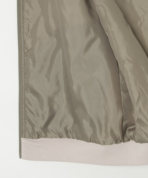 ikka(イッカ)の「sorona(R)コンビ中綿パーカー(ブルゾン・メンズ・ベージュ/ブラック/ネイビー・S/XL/L/M)」の17枚目の写真