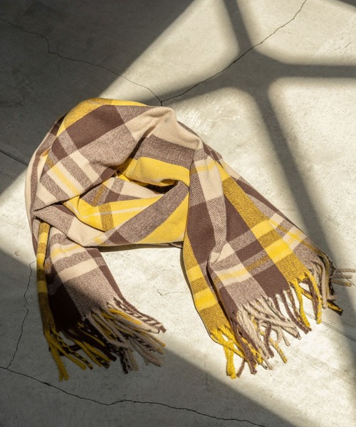 GLOBAL WORK（グローバルワーク）の「着られるマルチWAYストール/704756（ストール/ショール・レディース・グレー/ライトイエロー/オフホワイト/ライトブルー/ベージュ/ネイビー/ブラウン・FREE）」の7枚目の写真