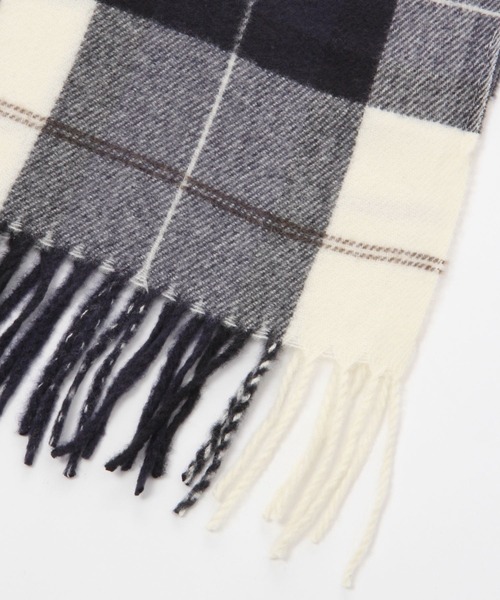 GLOBAL WORK（グローバルワーク）の「着られるマルチWAYストール/704756（ストール/ショール・レディース・グレー/ライトイエロー/オフホワイト/ライトブルー/ベージュ/ネイビー/ブラウン・FREE）」の12枚目の写真