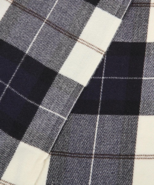 GLOBAL WORK（グローバルワーク）の「着られるマルチWAYストール/704756（ストール/ショール・レディース・グレー/ライトイエロー/オフホワイト/ライトブルー/ベージュ/ネイビー/ブラウン・FREE）」の13枚目の写真