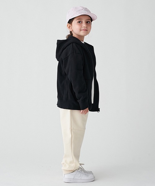 minimal（ミニマル）の「ダンボールジョガーパンツ（その他パンツ・キッズ・ピンク/グレー/ブラック/アイボリー/ダークブルー/グリーン/イエロー/オレンジ・135cm/115cm/100cm/155cm/90cm）」の16枚目の写真