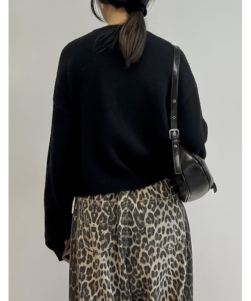 Re:EDIT（リエディ）の「[累計販売枚数1.1万枚突破！]アルパカタッチクロップド丈ニットプルオーバー（ニット/セーター・レディース・ブラック/オレンジ/グレー/ブルー/ホワイト/グリーン/サックスブルー/イエロー系/ベージュ系その他/レッド/ブラウン/ピンク/イエロー・LARGE/MEDIUM）」の15枚目の写真