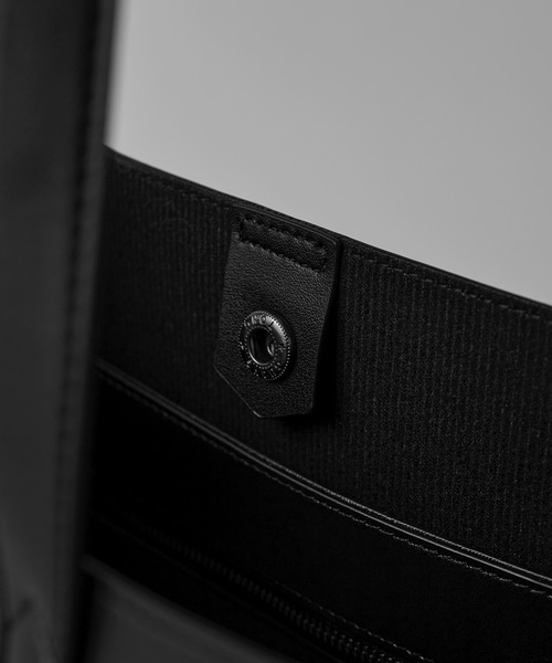 CALLNE（カルネ）の「【CALLNE】Square Totebag / スクエアトートバッグ（トートバッグ・メンズ・ブラック/ブラック系その他・FREE）」の17枚目の写真