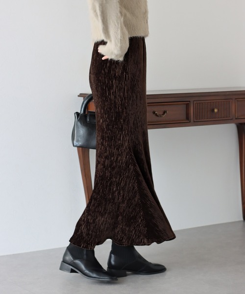 BLUEEAST（ブルーイースト）の「ベロアマーメイドスカート（スカート・レディース・グレー/ブラック/ブラウン・MEDIUM）」の12枚目の写真