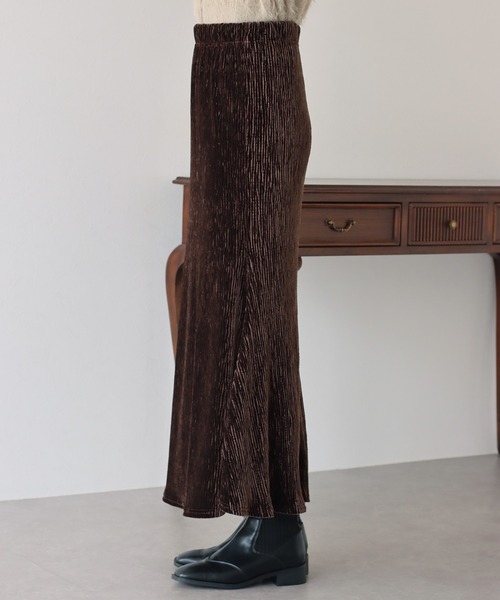 BLUEEAST（ブルーイースト）の「ベロアマーメイドスカート（スカート・レディース・グレー/ブラック/ブラウン・MEDIUM）」の19枚目の写真