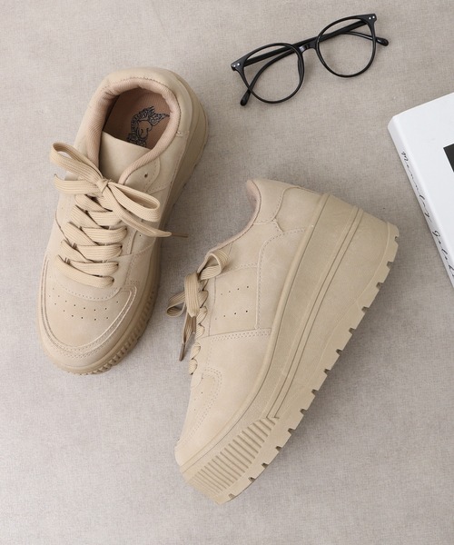 LOVEHUNTER（ラブハンター）の「LOVEHUNTER 厚底 ローカットスニーカー（スニーカー・レディース・ブラック/ホワイト×ホワイト/ブラック×ホワイト/ブラック×ブラック/ピンク/キャメル/シルバー/グレー/グレー×ホワイト/ブラウン系その他/カーキ/ホワイト×ブラック/ベージュ/グリーン系その他/レッド系その他/ダークブラウン/ブラック系その他/ブルー系その他/ゴールド系その他/ブルー系その他2/シルバー系その他/ブラウン/パープル系その他/シルバー×ブラック/ピンク系その他/イエロー系その他/オレンジ系その他・40/39/36/37/38/41/42/43/44/35）」の12枚目の写真