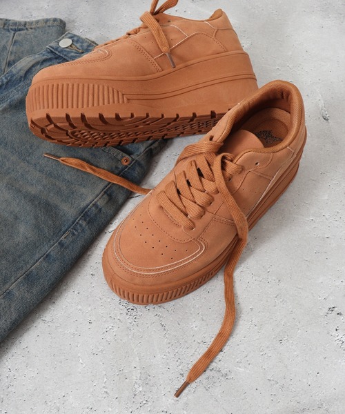 LOVEHUNTER（ラブハンター）の「LOVEHUNTER 厚底 ローカットスニーカー（スニーカー・レディース・ブラック/ホワイト×ホワイト/ブラック×ホワイト/ブラック×ブラック/ピンク/キャメル/シルバー/グレー/グレー×ホワイト/ブラウン系その他/カーキ/ホワイト×ブラック/ベージュ/グリーン系その他/レッド系その他/ダークブラウン/ブラック系その他/ブルー系その他/ゴールド系その他/ブルー系その他2/シルバー系その他/ブラウン/パープル系その他/シルバー×ブラック/ピンク系その他/イエロー系その他/オレンジ系その他・40/39/36/37/38/41/42/43/44/35）」の10枚目の写真