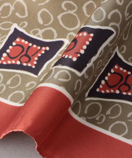 UNITED ARROWS（ユナイテッドアローズ）の「＜molteni＞ エスニック プリント スカーフ（バンダナ/スカーフ・メンズ・オリーブ・FREE）」の5枚目の写真