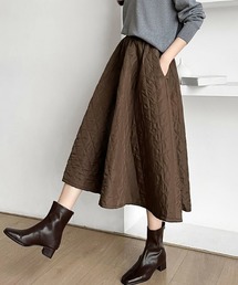 中綿入り キルティングフレアロングスカート