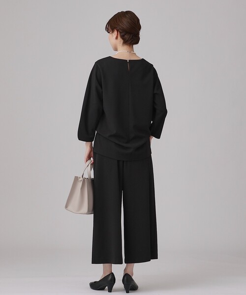 SHOO・LA・RUE（シューラルー）の「【通勤/デイリー/セットアップ可】マルチに使える カットジョーゼット ワイドパンツ（その他パンツ・レディース・ベージュ系その他7/ブラック系3・02/03/04）」の7枚目の写真