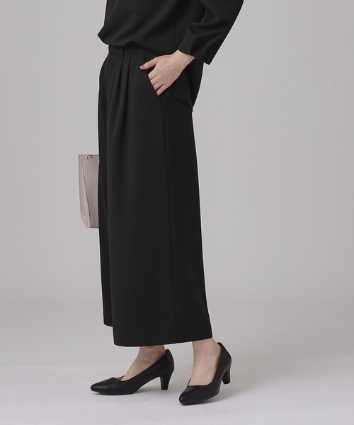 SHOO・LA・RUE（シューラルー）の「【通勤/デイリー/セットアップ可】マルチに使える カットジョーゼット ワイドパンツ（その他パンツ・レディース・ベージュ系その他7/ブラック系3・02/03/04）」の9枚目の写真