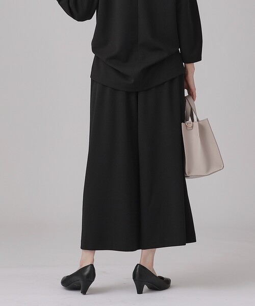 SHOO・LA・RUE（シューラルー）の「【通勤/デイリー/セットアップ可】マルチに使える カットジョーゼット ワイドパンツ（その他パンツ・レディース・ベージュ系その他7/ブラック系3・02/03/04）」の10枚目の写真