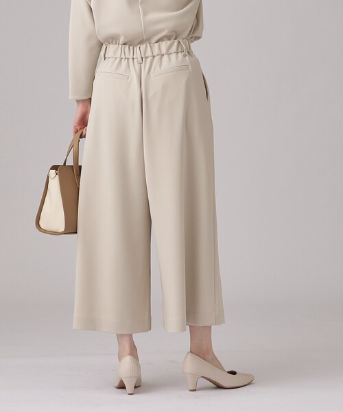 SHOO・LA・RUE（シューラルー）の「【通勤/デイリー/セットアップ可】マルチに使える カットジョーゼット ワイドパンツ（その他パンツ・レディース・ベージュ系その他7/ブラック系3・02/03/04）」の16枚目の写真