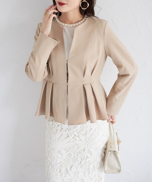 tocco closet（トッコ　クローゼット）の「【ZOZO限定】ウエストタックペプラムジャケット（ノーカラージャケット・レディース・ベージュ/ブラック・M）」の13枚目の写真
