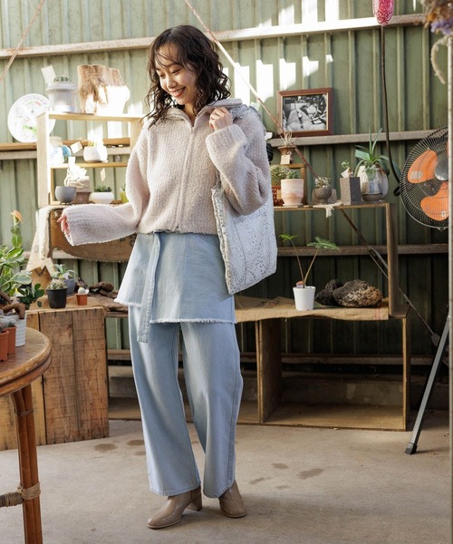 niko and...（ニコアンド）の「襟付きクロップドZIPカーディガン（カーディガン/ボレロ・レディース・レッド/グレー/アイボリー・FREE）」の5枚目の写真