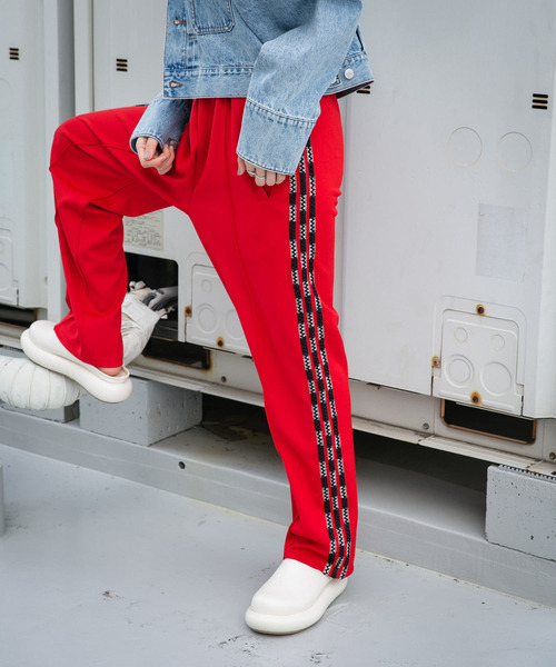 KBF(ケイビーエフ)の「ブレードトラックパンツ(その他パンツ・レディース・レッド/ネイビー/グレー・ONE)」の3枚目の写真