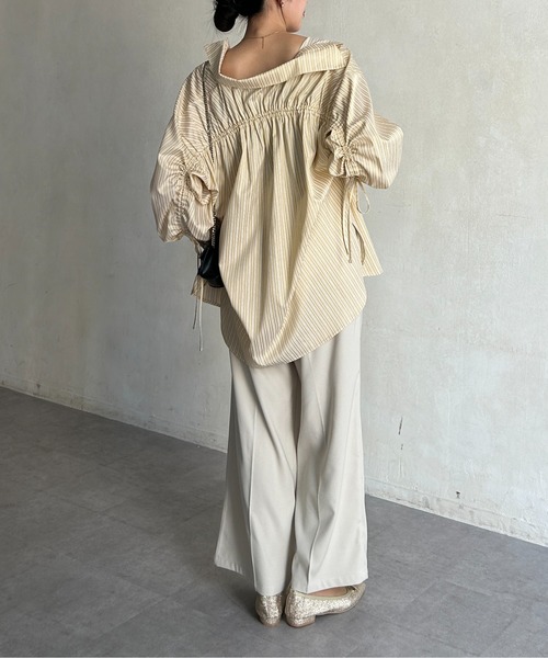 Thevon（ゼボン）の「バックドロストアソートストライプシャツ（シャツ/ブラウス・レディース・ピンク/オフホワイト/ブルー/レモンイエロー・FREE）」の11枚目の写真