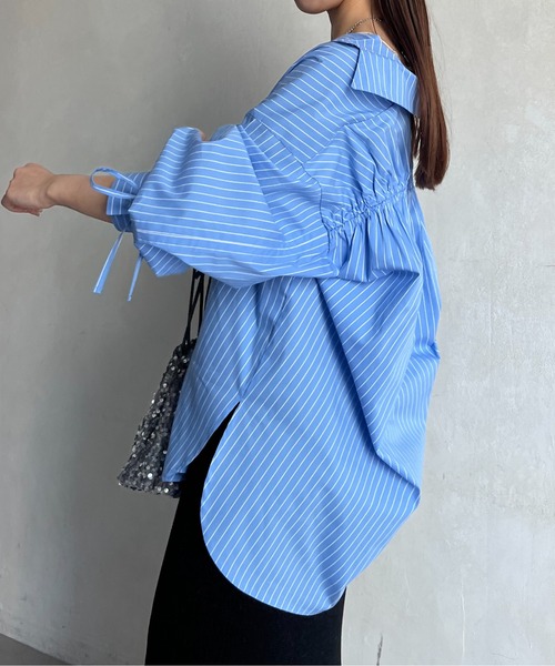 Thevon（ゼボン）の「バックドロストアソートストライプシャツ（シャツ/ブラウス・レディース・ピンク/オフホワイト/ブルー/レモンイエロー・FREE）」の14枚目の写真