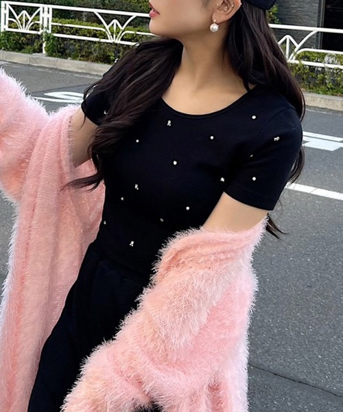 ROYAL PARTY（ロイヤルパーティー）の「プチパールビジューTシャツ（Tシャツ/カットソー・レディース・ブラック/ベージュ/パープル/オフホワイト・FREE）」の3枚目の写真