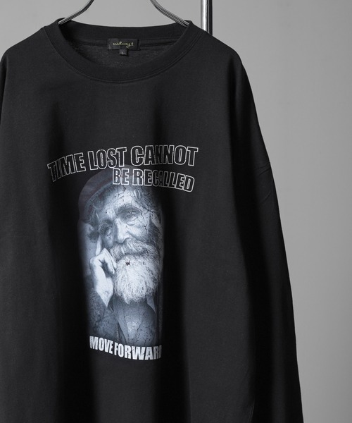NILWAY（ニルウェイ）の「アソートグラフィックプリントコットン ロングスリーブ Tシャツ/ロンT（Tシャツ/カットソー・メンズ・ブラック/ブラック系その他2/ホワイト系その他2/ブラック系その他/ブラック系その他3/ホワイト/ホワイト系その他/ホワイト系その他3・MEDIUM/LARGE）」の13枚目の写真
